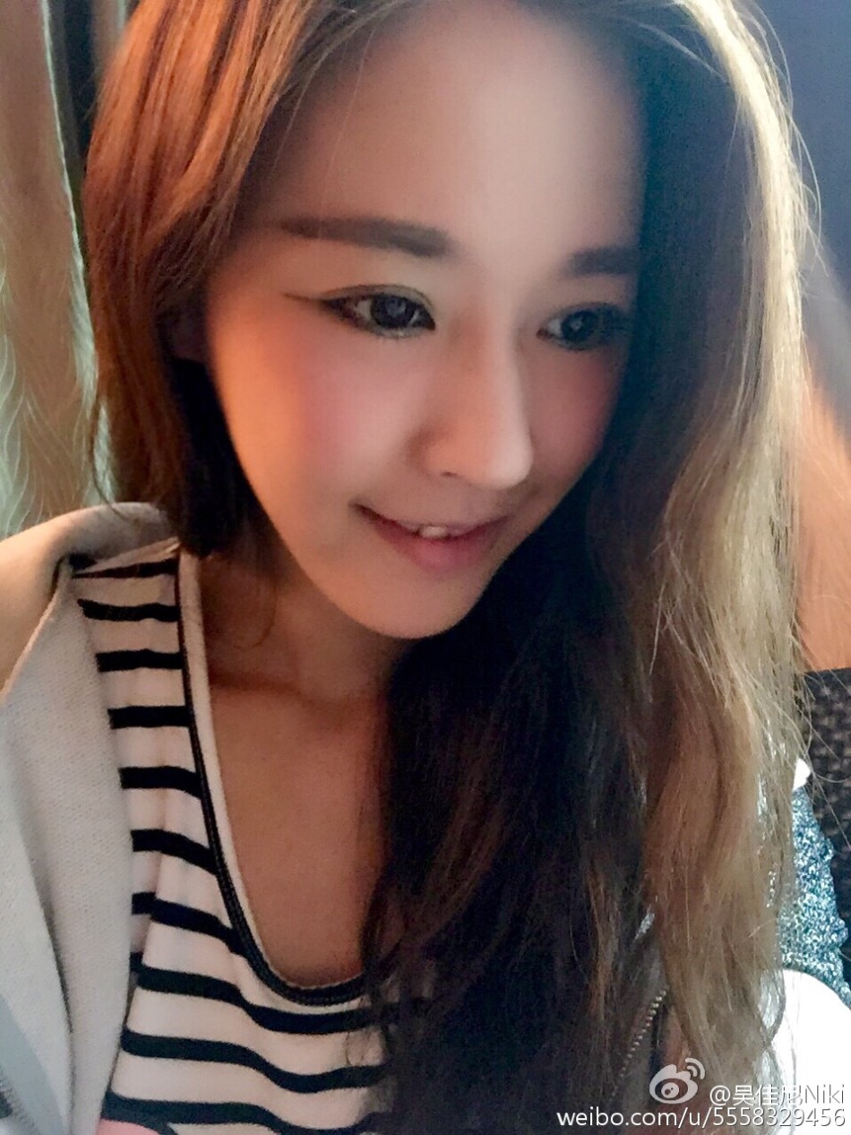 马景涛宣布离婚吴佳尼沉默 吴佳尼昔日美照