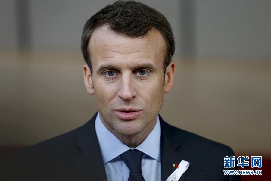 3月22日,在位于比利时首都布鲁塞尔的欧盟总部,法国总统马克龙接受