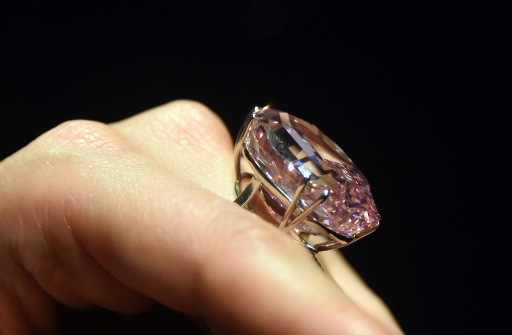 价值6000万美元世界最贵钻石将在香港拍卖