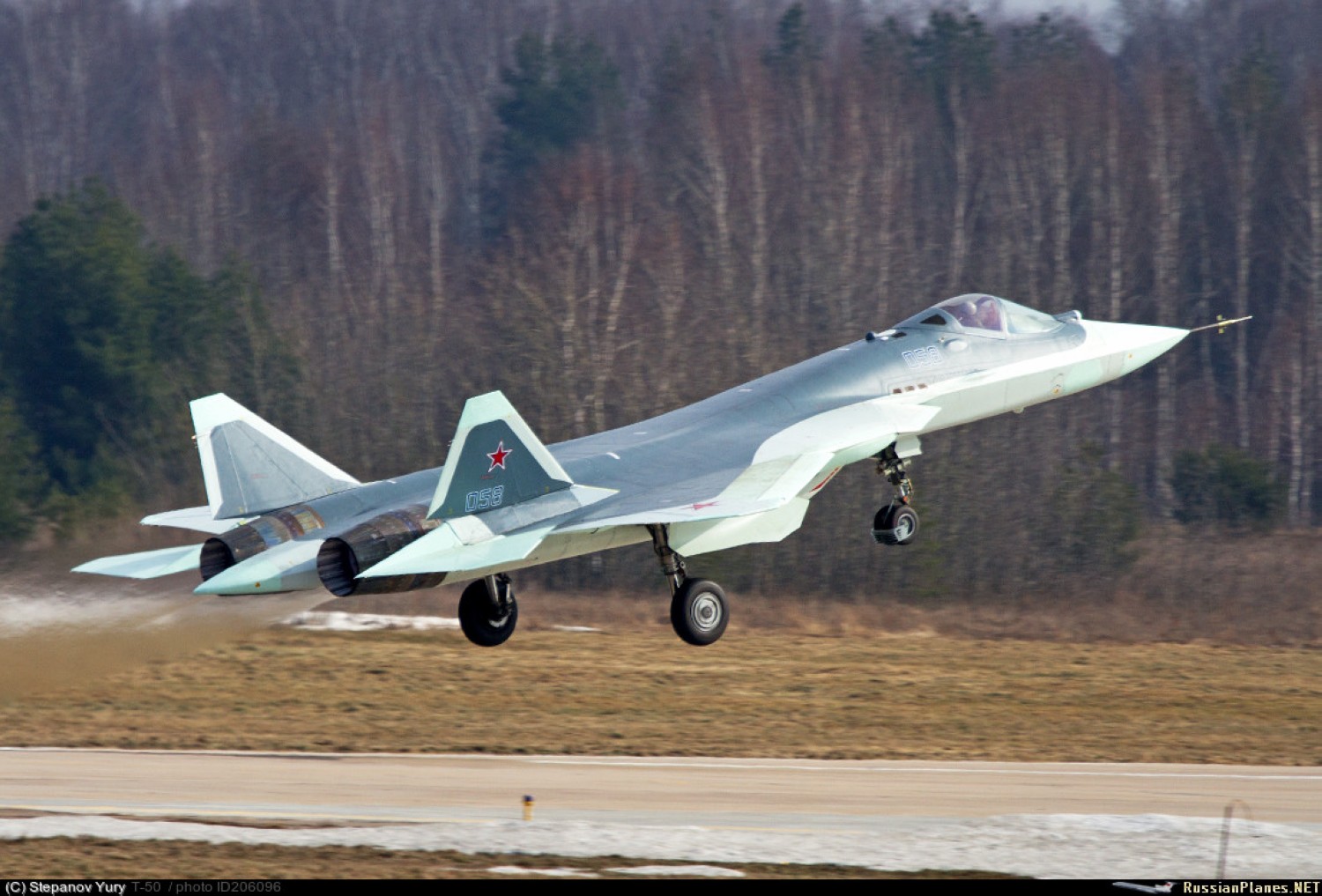 俄曝光新型米格41五代机 专家:雷声大雨点小