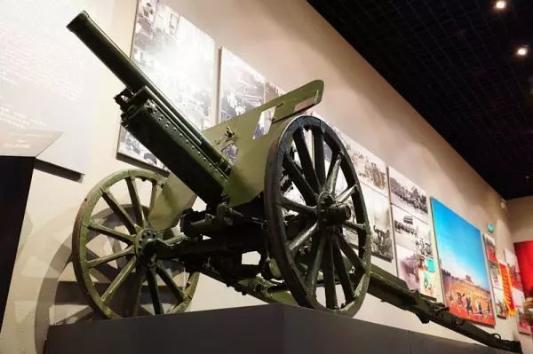 抗战我军晋造武器:没有枪没有炮阎老西给我们造