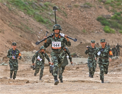 800尖兵沙场论剑