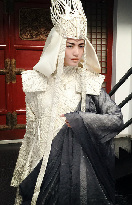 周星驰曝西游花絮揭秘姚晨出任女主角原因