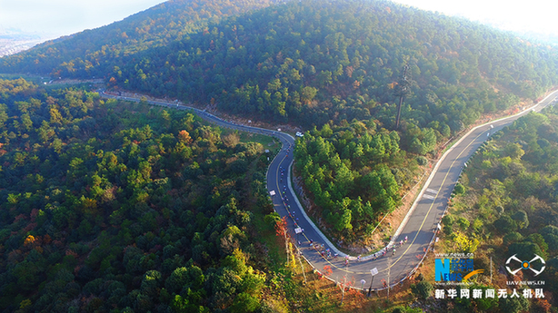航拍2017环溧水自行车赛 人在画中行