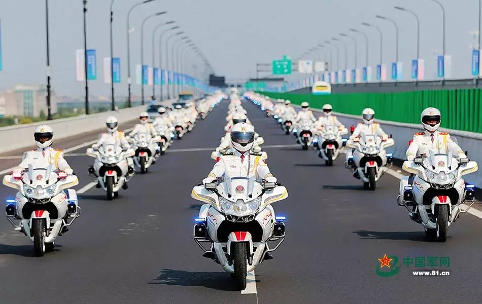 颜值高出天际!国宾护卫队"铁骑天团"来袭