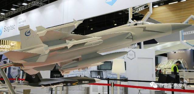 国产第五代隐身战机"鹘鹰"领衔"中国制造"亮相巴黎航展