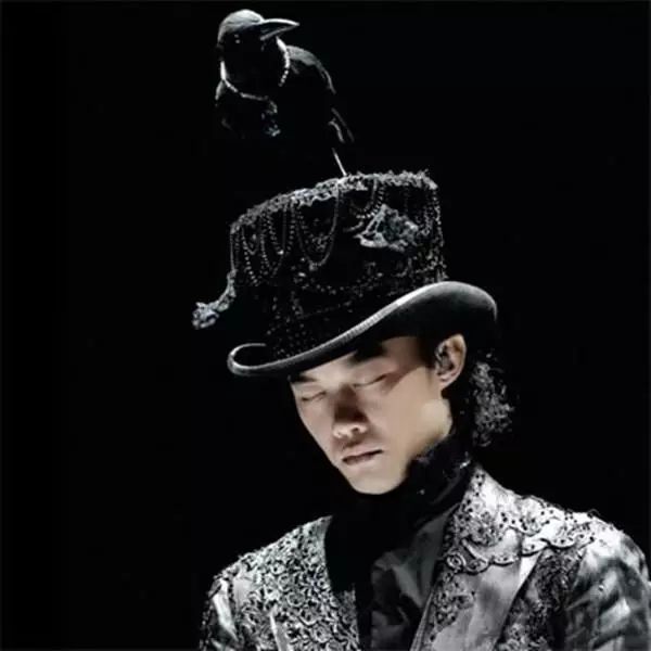 十年eason这些年,陈奕迅教会我们的事你是否也曾听着他的歌,在无人