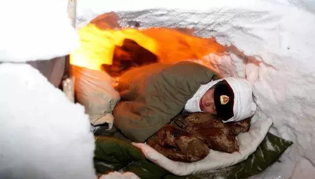 地为床天为被,军人的"睡功"你服不服?-中青在线