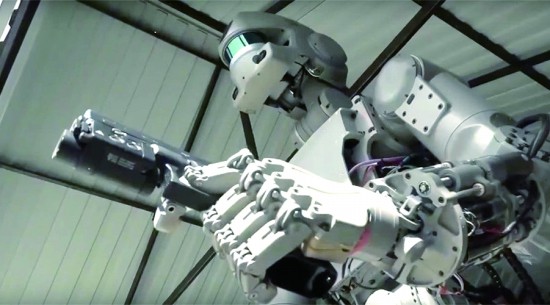 新闻频道 国际 国际新闻   从类人型机器人到四足仿生机器人,俄罗斯