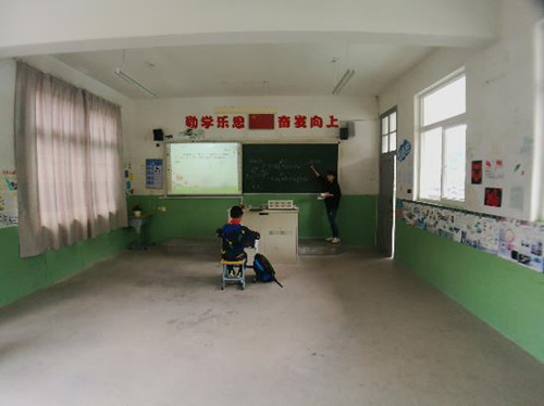 走进山区"袖珍学校",感受山里娃的快乐与梦想