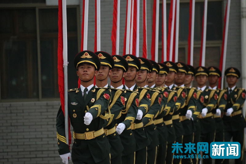 图为三军仪仗队迎宾动作表演.未来网记者巩帅 摄