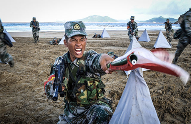 英雄丨硬骨头六连:硬骨雄风 英雄连队砺精兵