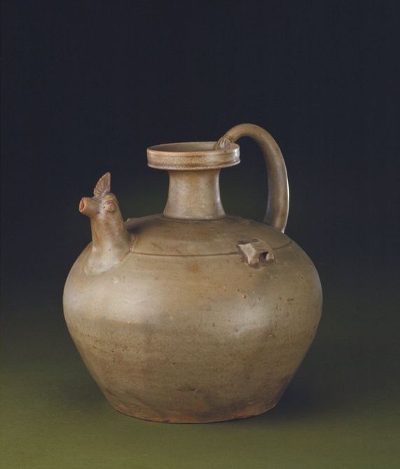 故宫藏东晋时代陶瓷赏析