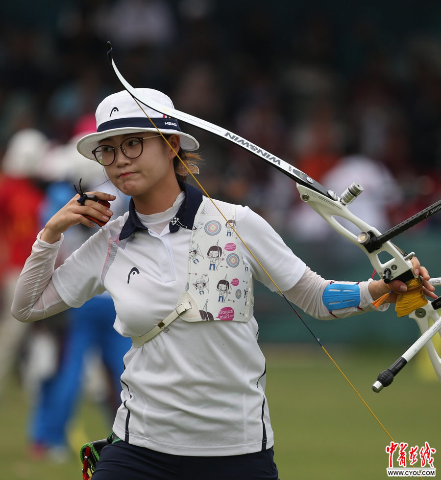 韩国女射箭手图片