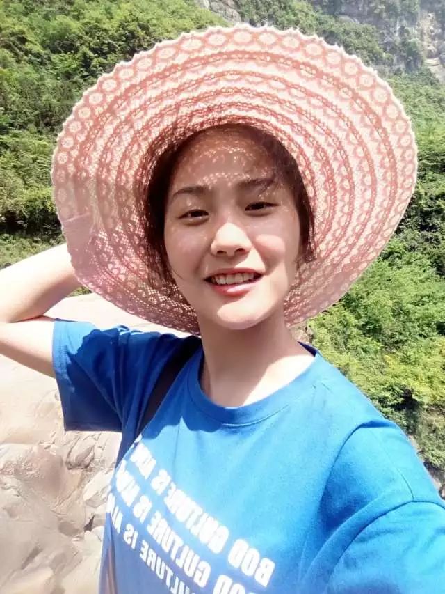 风采| 最美中职生标兵陈丹丹:"奔跑女孩"带着母亲上学