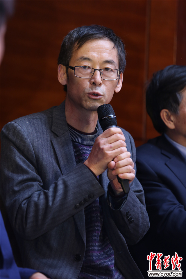 山西临汾红丝带学校校长郭小平,曾获2016年"感动中国人物"中青在线讯