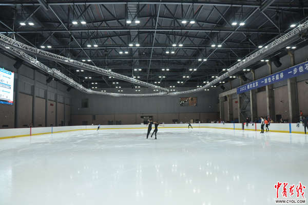 首钢园冰上训练中心图片