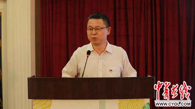 顺德区委常委,组织部部长孙向阳 中国青年报·中青在线见习记者 贾梦